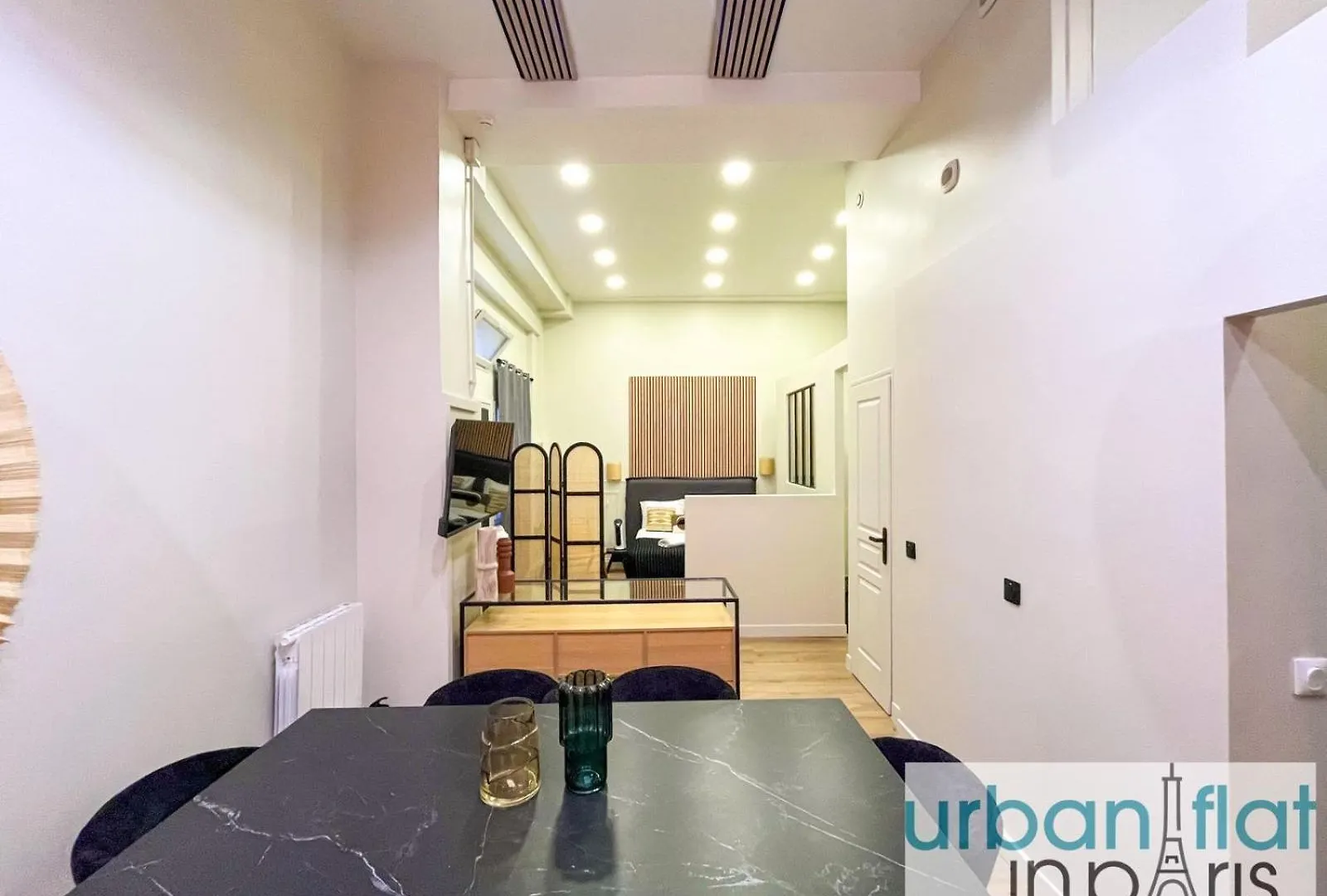Urban Flat 05 - Beautiful Flat In * Paris